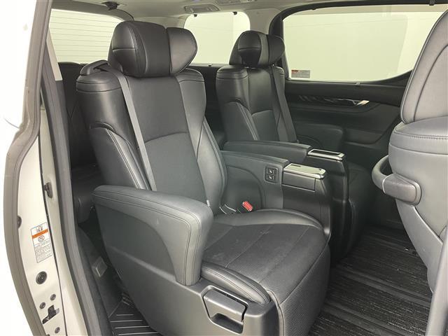 ヴェルファイア ２．５Ｚ　Ｇエディション　アルパイン１１インチナビ　サンルーフ　１２．８インチフリップダウンモニター　１００Ｖ電源　両側パワースライドドア　レーダークルーズコントロール　衝突軽減ブレーキ　デジタルインナーミラー　シートヒーター（9枚目）