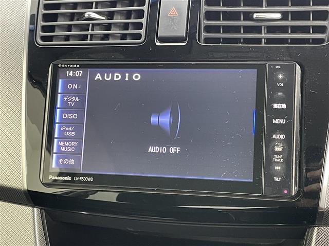 ムーヴ カスタム　Ｘ　ＶＳスマートセレクションＳＡ　ナビ　衝突軽減ブレーキ　ＥＴＣ　フルセグＴＶ　プッシュスタート　スマートキー　ＣＤ／ＤＶＤ再生　アイドリングストップ　ミュージックプレーヤー接続　純正フロアマット　純正アルミホイール　オートライト（3枚目）