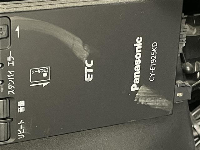 ムーヴ カスタム　Ｘ　ＶＳスマートセレクションＳＡ　ナビ　衝突軽減ブレーキ　ＥＴＣ　フルセグＴＶ　プッシュスタート　スマートキー　ＣＤ／ＤＶＤ再生　アイドリングストップ　ミュージックプレーヤー接続　純正フロアマット　純正アルミホイール　オートライト（5枚目）