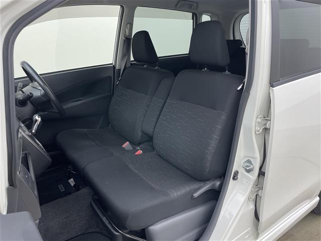 ムーヴ カスタム　Ｘ　ＶＳスマートセレクションＳＡ　ナビ　衝突軽減ブレーキ　ＥＴＣ　フルセグＴＶ　プッシュスタート　スマートキー　ＣＤ／ＤＶＤ再生　アイドリングストップ　ミュージックプレーヤー接続　純正フロアマット　純正アルミホイール　オートライト（11枚目）