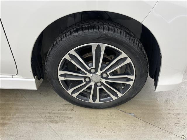 ムーヴ カスタム　Ｘ　ＶＳスマートセレクションＳＡ　ナビ　衝突軽減ブレーキ　ＥＴＣ　フルセグＴＶ　プッシュスタート　スマートキー　ＣＤ／ＤＶＤ再生　アイドリングストップ　ミュージックプレーヤー接続　純正フロアマット　純正アルミホイール　オートライト（15枚目）