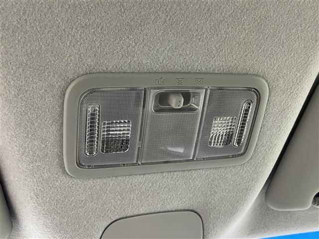 ムーヴ カスタム　Ｘ　ＶＳスマートセレクションＳＡ　ナビ　衝突軽減ブレーキ　ＥＴＣ　フルセグＴＶ　プッシュスタート　スマートキー　ＣＤ／ＤＶＤ再生　アイドリングストップ　ミュージックプレーヤー接続　純正フロアマット　純正アルミホイール　オートライト（34枚目）