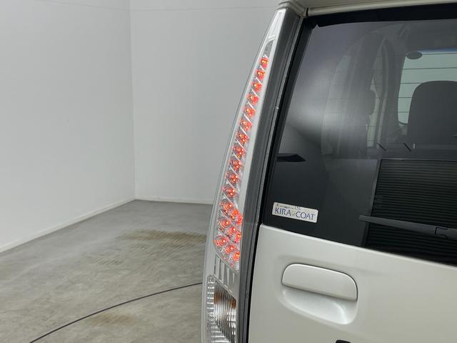 ムーヴ カスタム　Ｘ　ＶＳスマートセレクションＳＡ　ナビ　衝突軽減ブレーキ　ＥＴＣ　フルセグＴＶ　プッシュスタート　スマートキー　ＣＤ／ＤＶＤ再生　アイドリングストップ　ミュージックプレーヤー接続　純正フロアマット　純正アルミホイール　オートライト（72枚目）