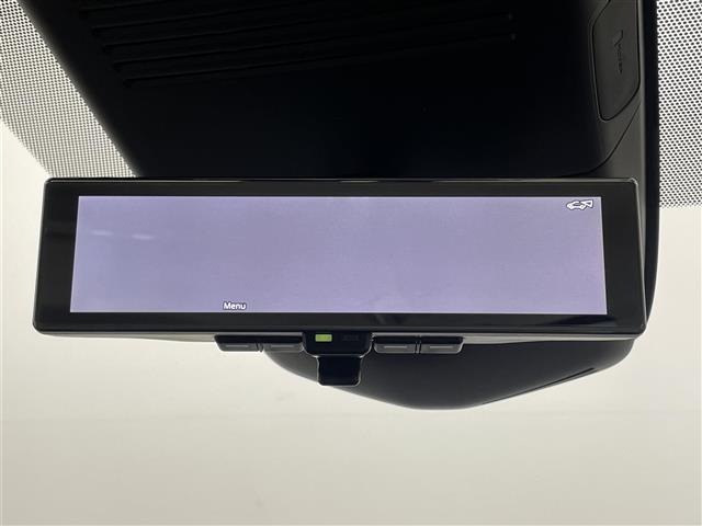 セレナ ｅ－パワー　ハイウェイスターＶ　プロパイロット　オートステップ　ワイヤレス充電　１２．３型ディスプレイオーディオ　両側電動スライドドア　全方位カメラ　レーダークルーズコントロール　コーナーセンサー　ＬＥＤ　純正バイザー　ＥＴＣ２．０（2枚目）