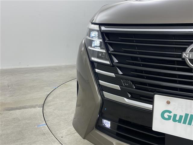 セレナ ｅ－パワー　ハイウェイスターＶ　プロパイロット　オートステップ　ワイヤレス充電　１２．３型ディスプレイオーディオ　両側電動スライドドア　全方位カメラ　レーダークルーズコントロール　コーナーセンサー　ＬＥＤ　純正バイザー　ＥＴＣ２．０（16枚目）