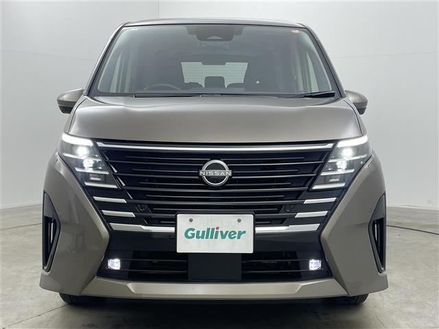 セレナ ｅ－パワー　ハイウェイスターＶ　プロパイロット　オートステップ　ワイヤレス充電　１２．３型ディスプレイオーディオ　両側電動スライドドア　全方位カメラ　レーダークルーズコントロール　コーナーセンサー　ＬＥＤ　純正バイザー　ＥＴＣ２．０（17枚目）