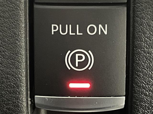 セレナ ｅ－パワー　ハイウェイスターＶ　プロパイロット　オートステップ　ワイヤレス充電　１２．３型ディスプレイオーディオ　両側電動スライドドア　全方位カメラ　レーダークルーズコントロール　コーナーセンサー　ＬＥＤ　純正バイザー　ＥＴＣ２．０（33枚目）