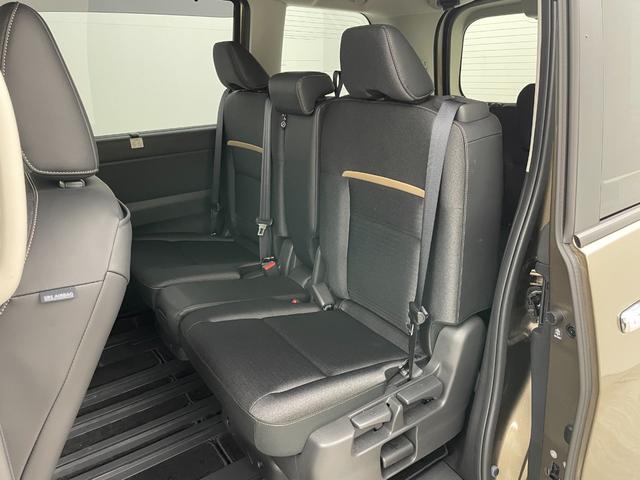 セレナ ｅ－パワー　ハイウェイスターＶ　プロパイロット　オートステップ　ワイヤレス充電　１２．３型ディスプレイオーディオ　両側電動スライドドア　全方位カメラ　レーダークルーズコントロール　コーナーセンサー　ＬＥＤ　純正バイザー　ＥＴＣ２．０（55枚目）