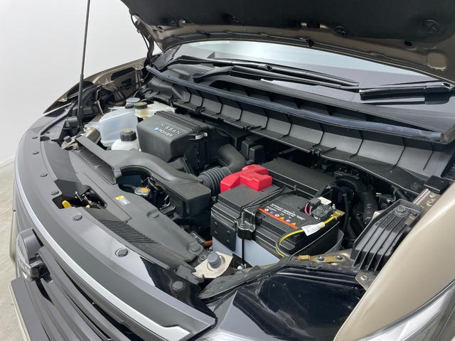 セレナ ｅ－パワー　ハイウェイスターＶ　プロパイロット　オートステップ　ワイヤレス充電　１２．３型ディスプレイオーディオ　両側電動スライドドア　全方位カメラ　レーダークルーズコントロール　コーナーセンサー　ＬＥＤ　純正バイザー　ＥＴＣ２．０（75枚目）