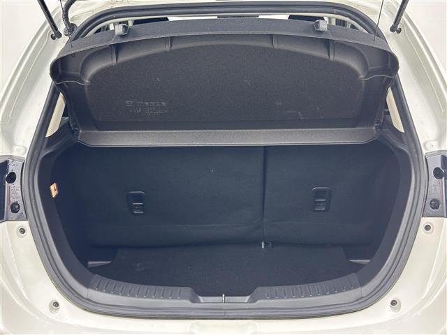 デミオ ＸＤツーリング　純正ナビ　バックカメラ　ブラインドスポットモニター　前席シートヒーター　ヘッドアップディスプレイ　クルーズコントロール　ＥＴＣ　衝突軽減ブレーキ　パドルシフト　ＬＥＤヘッドライト　アイドリングストップ（14枚目）