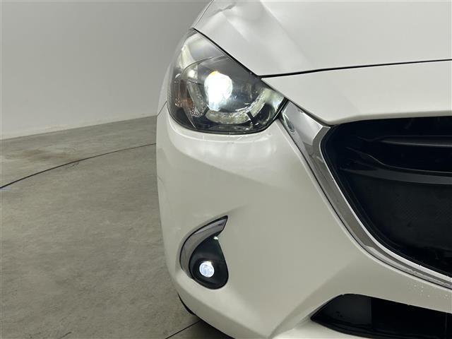 デミオ ＸＤツーリング　純正ナビ　バックカメラ　ブラインドスポットモニター　前席シートヒーター　ヘッドアップディスプレイ　クルーズコントロール　ＥＴＣ　衝突軽減ブレーキ　パドルシフト　ＬＥＤヘッドライト　アイドリングストップ（16枚目）