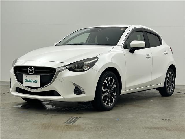 デミオ ＸＤツーリング　純正ナビ　バックカメラ　ブラインドスポットモニター　前席シートヒーター　ヘッドアップディスプレイ　クルーズコントロール　ＥＴＣ　衝突軽減ブレーキ　パドルシフト　ＬＥＤヘッドライト　アイドリングストップ（19枚目）