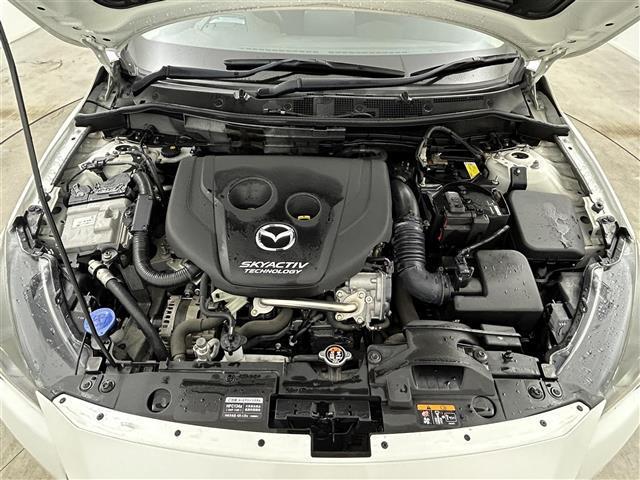 デミオ ＸＤツーリング　純正ナビ　バックカメラ　ブラインドスポットモニター　前席シートヒーター　ヘッドアップディスプレイ　クルーズコントロール　ＥＴＣ　衝突軽減ブレーキ　パドルシフト　ＬＥＤヘッドライト　アイドリングストップ（21枚目）