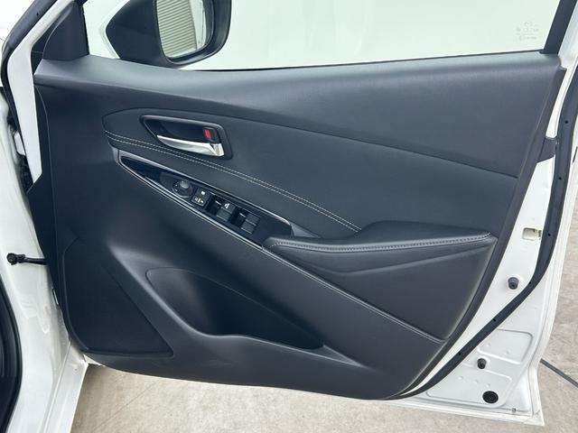 デミオ ＸＤツーリング　純正ナビ　バックカメラ　ブラインドスポットモニター　前席シートヒーター　ヘッドアップディスプレイ　クルーズコントロール　ＥＴＣ　衝突軽減ブレーキ　パドルシフト　ＬＥＤヘッドライト　アイドリングストップ（50枚目）