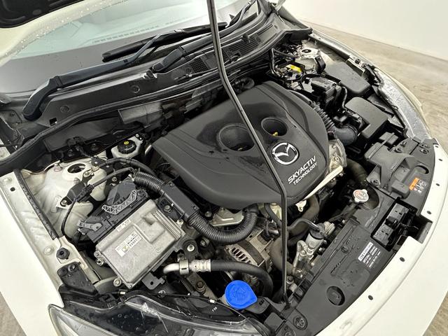 デミオ ＸＤツーリング　純正ナビ　バックカメラ　ブラインドスポットモニター　前席シートヒーター　ヘッドアップディスプレイ　クルーズコントロール　ＥＴＣ　衝突軽減ブレーキ　パドルシフト　ＬＥＤヘッドライト　アイドリングストップ（74枚目）