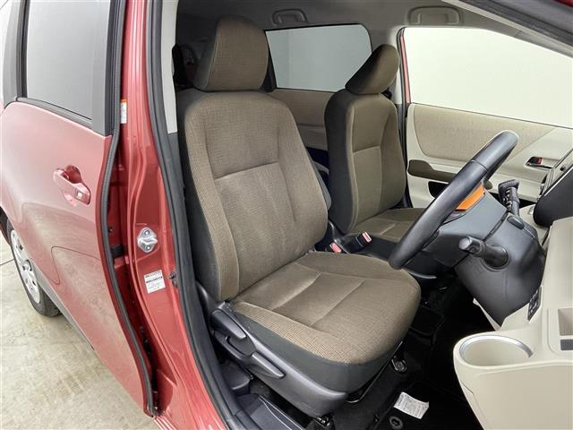 シエンタ Ｇ　純正ナビ　バックカメラ　両側パワースライドドア　ＬＥＤヘッドライト　オートライト　ビルトインＥＴＣ　シートヒーター　ステアリングスイッチ　プッシュスタート　スマートキー　前後ドライブレコーダー　地デジ（8枚目）