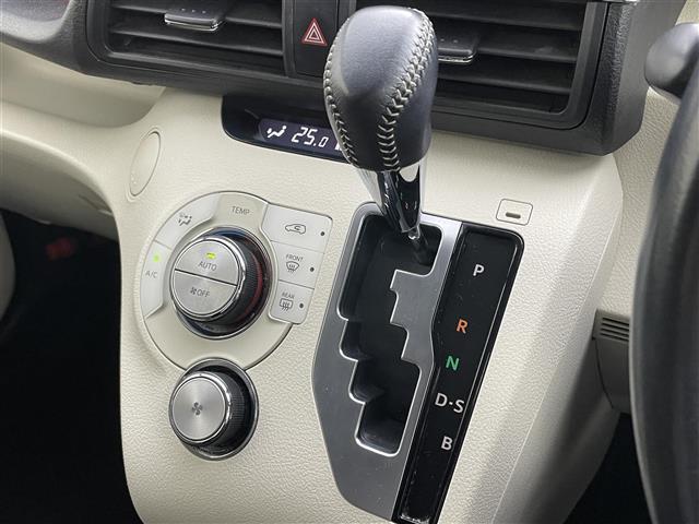 シエンタ Ｇ　純正ナビ　バックカメラ　両側パワースライドドア　ＬＥＤヘッドライト　オートライト　ビルトインＥＴＣ　シートヒーター　ステアリングスイッチ　プッシュスタート　スマートキー　前後ドライブレコーダー　地デジ（32枚目）