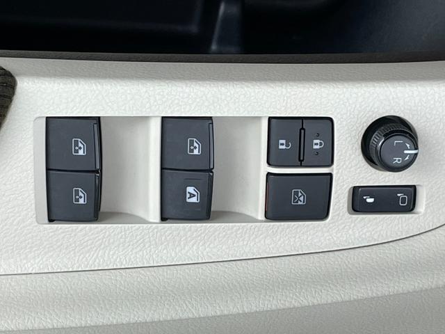 シエンタ Ｇ　純正ナビ　バックカメラ　両側パワースライドドア　ＬＥＤヘッドライト　オートライト　ビルトインＥＴＣ　シートヒーター　ステアリングスイッチ　プッシュスタート　スマートキー　前後ドライブレコーダー　地デジ（43枚目）