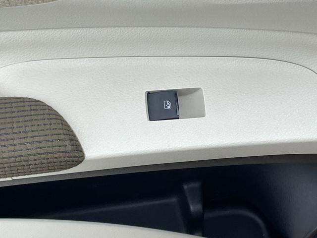 シエンタ Ｇ　純正ナビ　バックカメラ　両側パワースライドドア　ＬＥＤヘッドライト　オートライト　ビルトインＥＴＣ　シートヒーター　ステアリングスイッチ　プッシュスタート　スマートキー　前後ドライブレコーダー　地デジ（48枚目）