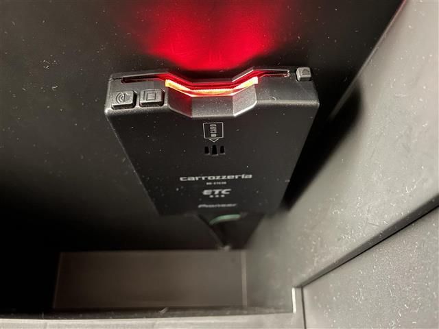 ノート ｅ－パワー　Ｘ　アルパイン９インチナビ　バックカメラ　ドライブレコーダー　衝突軽減ブレーキ　ＬＥＤヘッドライト　ＥＴＣ　オートハイビーム　オートライト　フルセグＴＶ　Ｂｌｕｅｔｏｏｔｈ　プッシュスタート　スマートキー（5枚目）