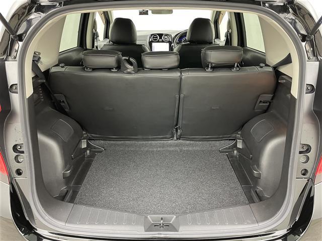 ノート ｅ－パワー　Ｘ　アルパイン９インチナビ　バックカメラ　ドライブレコーダー　衝突軽減ブレーキ　ＬＥＤヘッドライト　ＥＴＣ　オートハイビーム　オートライト　フルセグＴＶ　Ｂｌｕｅｔｏｏｔｈ　プッシュスタート　スマートキー（12枚目）