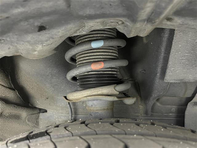 ノート ｅ－パワー　Ｘ　アルパイン９インチナビ　バックカメラ　ドライブレコーダー　衝突軽減ブレーキ　ＬＥＤヘッドライト　ＥＴＣ　オートハイビーム　オートライト　フルセグＴＶ　Ｂｌｕｅｔｏｏｔｈ　プッシュスタート　スマートキー（22枚目）