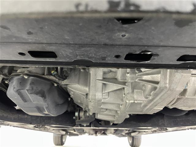 ノート ｅ－パワー　Ｘ　アルパイン９インチナビ　バックカメラ　ドライブレコーダー　衝突軽減ブレーキ　ＬＥＤヘッドライト　ＥＴＣ　オートハイビーム　オートライト　フルセグＴＶ　Ｂｌｕｅｔｏｏｔｈ　プッシュスタート　スマートキー（23枚目）