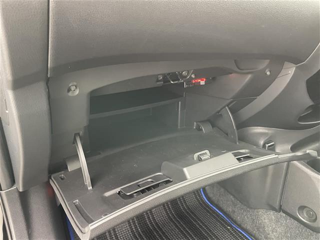 ノート ｅ－パワー　Ｘ　アルパイン９インチナビ　バックカメラ　ドライブレコーダー　衝突軽減ブレーキ　ＬＥＤヘッドライト　ＥＴＣ　オートハイビーム　オートライト　フルセグＴＶ　Ｂｌｕｅｔｏｏｔｈ　プッシュスタート　スマートキー（40枚目）