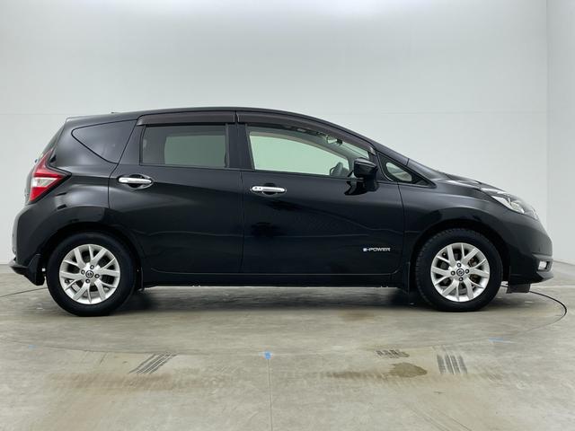 ノート ｅ－パワー　Ｘ　アルパイン９インチナビ　バックカメラ　ドライブレコーダー　衝突軽減ブレーキ　ＬＥＤヘッドライト　ＥＴＣ　オートハイビーム　オートライト　フルセグＴＶ　Ｂｌｕｅｔｏｏｔｈ　プッシュスタート　スマートキー（67枚目）