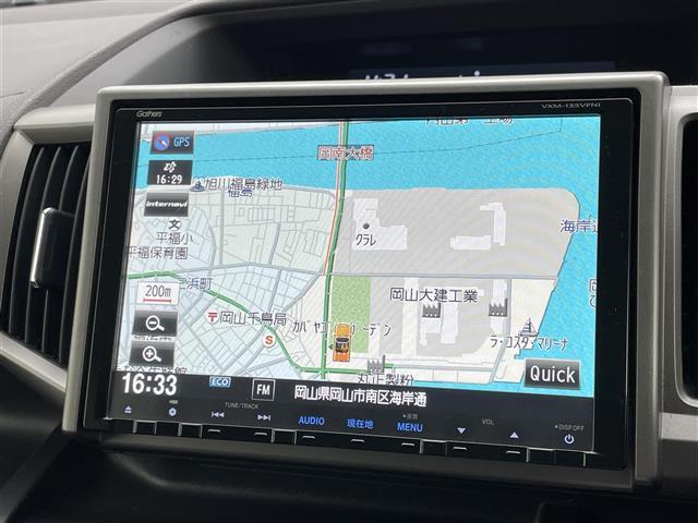 ステップワゴン Ｇ　Ｅセレクション　フリップダウンモニター　純正９インチナビ　バックカメラ　両側パワースライドドア　ビルトインＥＴＣ　ドライブレコーダー　フルセグＴＶ　ＣＤ　ＤＶＤ　アイドリングストップ　スマートキー　社外アルミホイール（2枚目）