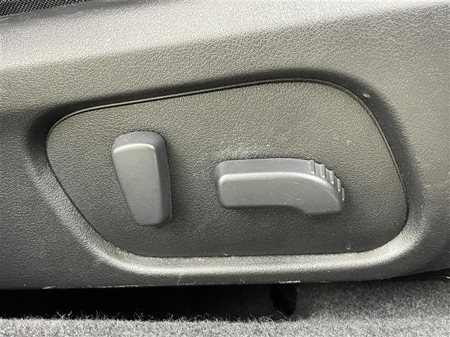 レヴォーグ 1.6GTアイサイト 純正ナビ バックカメラ ブラインドスポットモニター レーダークルーズコントロール パワーシート ETC 衝突軽減ブレーキ ドライブレコーダー パドルシフト LEDヘッドライト プッシュスタート(7枚目)