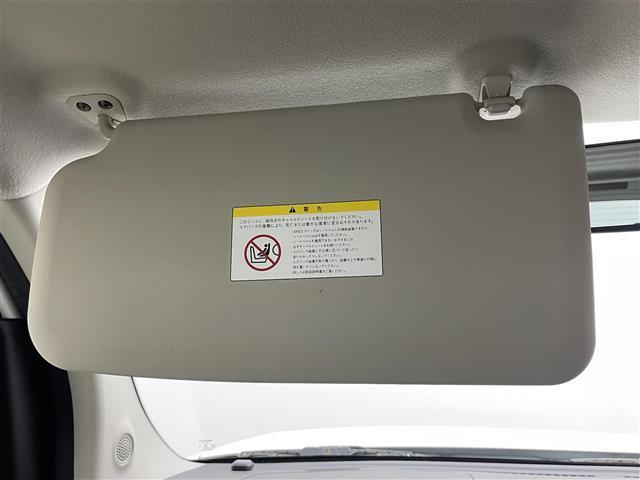 キューブ １５Ｘ　純正ナビ　バックカメラ　地デジＴＶ　スマートキー　プッシュスタート　ＤＶＤ再生　純正フロアマット　ＣＤ　エアコン　パワーウィンドウ　横滑り防止装置　ダブルエアバック　アイドリングストップ　ベンチシート（32枚目）