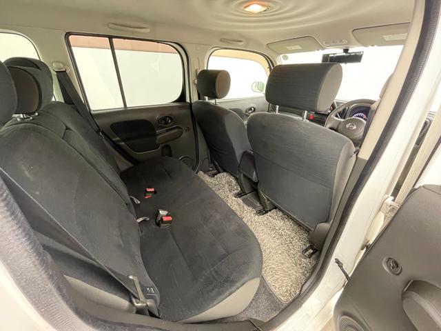 キューブ １５Ｘ　純正ナビ　バックカメラ　地デジＴＶ　スマートキー　プッシュスタート　ＤＶＤ再生　純正フロアマット　ＣＤ　エアコン　パワーウィンドウ　横滑り防止装置　ダブルエアバック　アイドリングストップ　ベンチシート（53枚目）