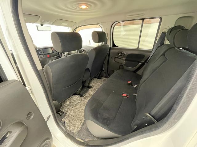 キューブ １５Ｘ　純正ナビ　バックカメラ　地デジＴＶ　スマートキー　プッシュスタート　ＤＶＤ再生　純正フロアマット　ＣＤ　エアコン　パワーウィンドウ　横滑り防止装置　ダブルエアバック　アイドリングストップ　ベンチシート（54枚目）