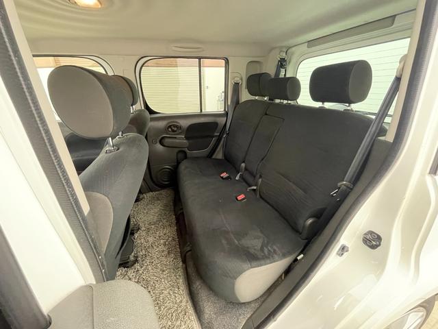 キューブ １５Ｘ　純正ナビ　バックカメラ　地デジＴＶ　スマートキー　プッシュスタート　ＤＶＤ再生　純正フロアマット　ＣＤ　エアコン　パワーウィンドウ　横滑り防止装置　ダブルエアバック　アイドリングストップ　ベンチシート（55枚目）