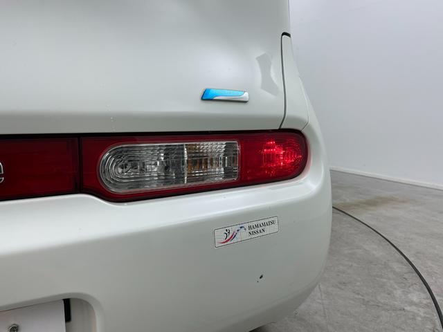 キューブ １５Ｘ　純正ナビ　バックカメラ　地デジＴＶ　スマートキー　プッシュスタート　ＤＶＤ再生　純正フロアマット　ＣＤ　エアコン　パワーウィンドウ　横滑り防止装置　ダブルエアバック　アイドリングストップ　ベンチシート（73枚目）