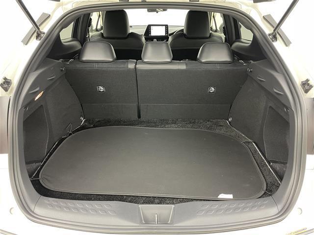 C-HR S GRスポーツ 全方位カメラ 純正8インチディスプレイオーディオ BSM ビルトインETC2.0 トヨタセーフティセンス レーダークルーズコントロール LEDヘッドライト AC100V シートヒーター スマートキー(14枚目)