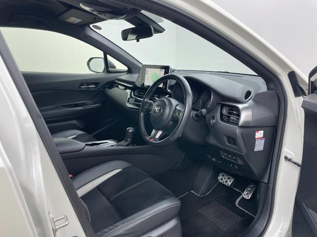 C-HR S GRスポーツ 全方位カメラ 純正8インチディスプレイオーディオ BSM ビルトインETC2.0 トヨタセーフティセンス レーダークルーズコントロール LEDヘッドライト AC100V シートヒーター スマートキー(48枚目)