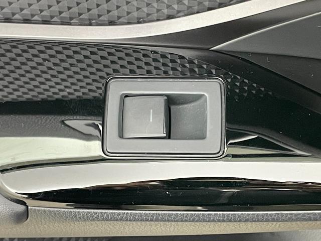 C-HR S GRスポーツ 全方位カメラ 純正8インチディスプレイオーディオ BSM ビルトインETC2.0 トヨタセーフティセンス レーダークルーズコントロール LEDヘッドライト AC100V シートヒーター スマートキー(57枚目)