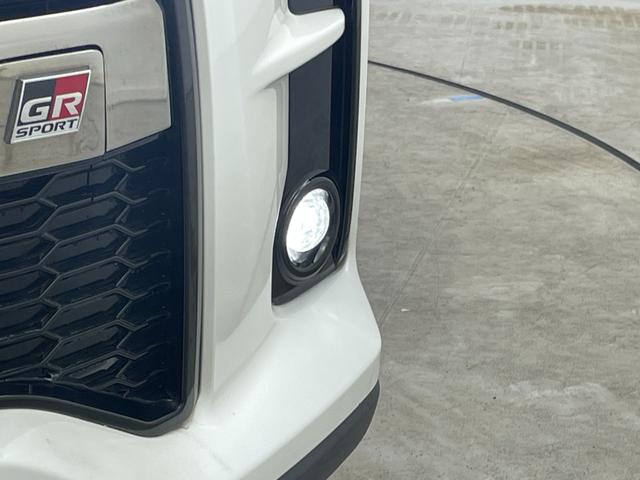 C-HR S GRスポーツ 全方位カメラ 純正8インチディスプレイオーディオ BSM ビルトインETC2.0 トヨタセーフティセンス レーダークルーズコントロール LEDヘッドライト AC100V シートヒーター スマートキー(64枚目)