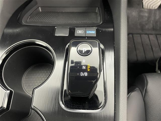 エクストレイル X 純正12.3インチナビ アラウンドビューモニター プロパイロット ルーフレール パワーシート シートメモリー 純正前後ドラレコ コーナーセンサー LEDヘッドライト オートライト デジタルインナーミラ(32枚目)