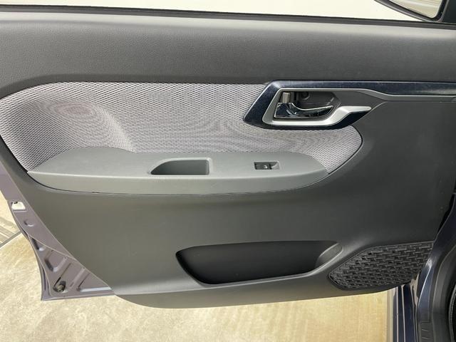 ムーヴ カスタム　Ｘ　ハイパーＳＡ　ナビ　バックカメラ　ＬＥＤヘッドライト　スマートキー　ＥＴＣ　ＴＶ　ＣＤ　プッシュスタート　純正フロアマット　純正アルミホイール　オートライト　スペアキー　アイドリングストップ　フォグランプ　禁煙車（50枚目）