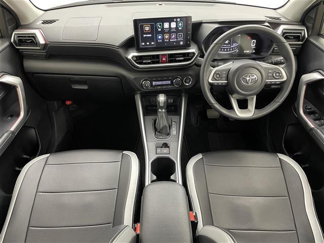 ライズ Ｚ　９インチディスプレイオーディオ　全方位カメラ　レーダークルーズコントロール　ビルトインＥＴＣ　シートヒーター　ＬＥＤヘッドライト　コーナーセンサー　オートハイビーム　ＨＤＭＩ接続　アイドリングストップ（12枚目）