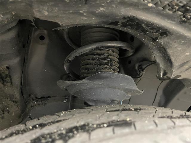 ライズ Ｚ　９インチディスプレイオーディオ　全方位カメラ　レーダークルーズコントロール　ビルトインＥＴＣ　シートヒーター　ＬＥＤヘッドライト　コーナーセンサー　オートハイビーム　ＨＤＭＩ接続　アイドリングストップ（22枚目）