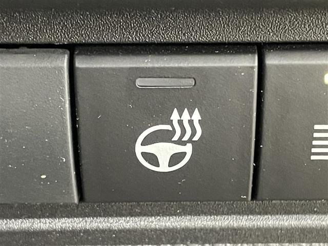 ヤリスクロス ハイブリッド GRスポーツ 純正8インチナビ 全方位カメラ レーダークルーズコントロール ビルトインETC シートヒーター LEDヘッドライト ステアリングヒーター 電動リアゲート コーナーセンサー オートハイビーム スペアキー(5枚目)