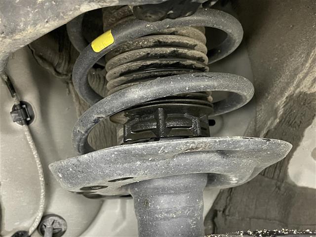 ヤリスクロス ハイブリッド GRスポーツ 純正8インチナビ 全方位カメラ レーダークルーズコントロール ビルトインETC シートヒーター LEDヘッドライト ステアリングヒーター 電動リアゲート コーナーセンサー オートハイビーム スペアキー(21枚目)