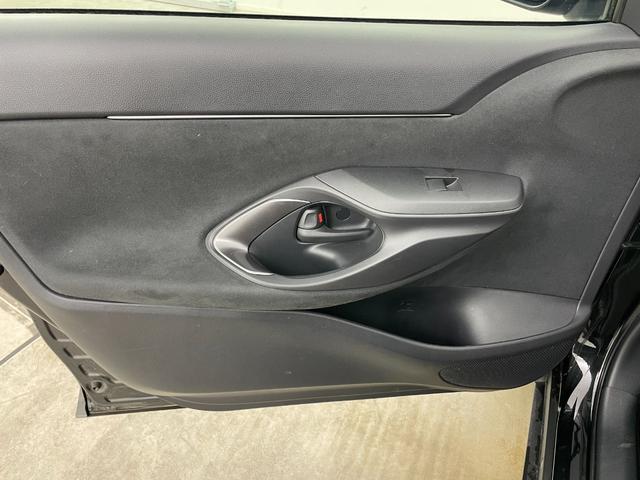 ヤリスクロス ハイブリッド GRスポーツ 純正8インチナビ 全方位カメラ レーダークルーズコントロール ビルトインETC シートヒーター LEDヘッドライト ステアリングヒーター 電動リアゲート コーナーセンサー オートハイビーム スペアキー(50枚目)