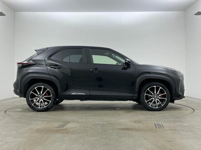 ヤリスクロス ハイブリッド GRスポーツ 純正8インチナビ 全方位カメラ レーダークルーズコントロール ビルトインETC シートヒーター LEDヘッドライト ステアリングヒーター 電動リアゲート コーナーセンサー オートハイビーム スペアキー(68枚目)