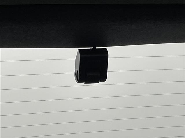 アウトランダーＰＨＥＶ Ｐ　サンルーフ　ＢＯＳＥサウンド　純正１０．２５インチナビ　全方位カメラ　ビルトインＥＴＣ２．０　ＬＥＤヘッドライト　追従型クルーズコントロール　シートヒーター　衝突軽減ブレーキ　ドライブレコーダー（25枚目）