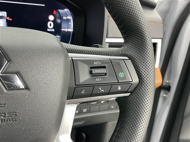 アウトランダーＰＨＥＶ Ｐ　サンルーフ　ＢＯＳＥサウンド　純正１０．２５インチナビ　全方位カメラ　ビルトインＥＴＣ２．０　ＬＥＤヘッドライト　追従型クルーズコントロール　シートヒーター　衝突軽減ブレーキ　ドライブレコーダー（29枚目）